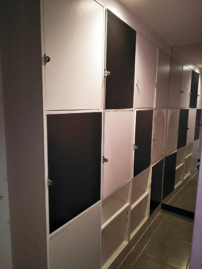 Badu Sukhumvit Dormitory Банкок Екстериор снимка